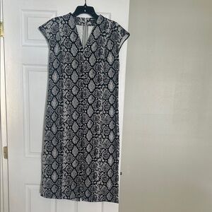 New York & Company Black and White Midi Dress